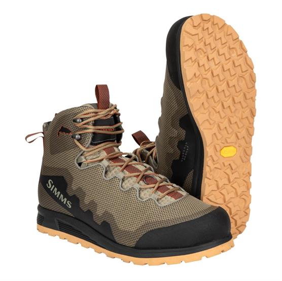 Simms Men Flyweight Access Boot